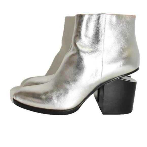 $725 Alexander Wang Gabi Leather Booties SILVER CUTOUT ALMOND 38.5 (TPO18) - Picture 5 of 9